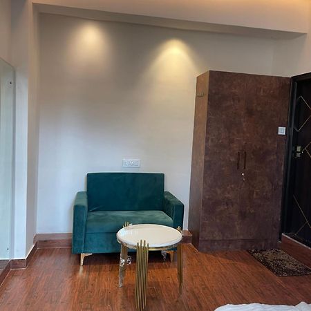 The Taaj Inn Bangalore Extérieur photo