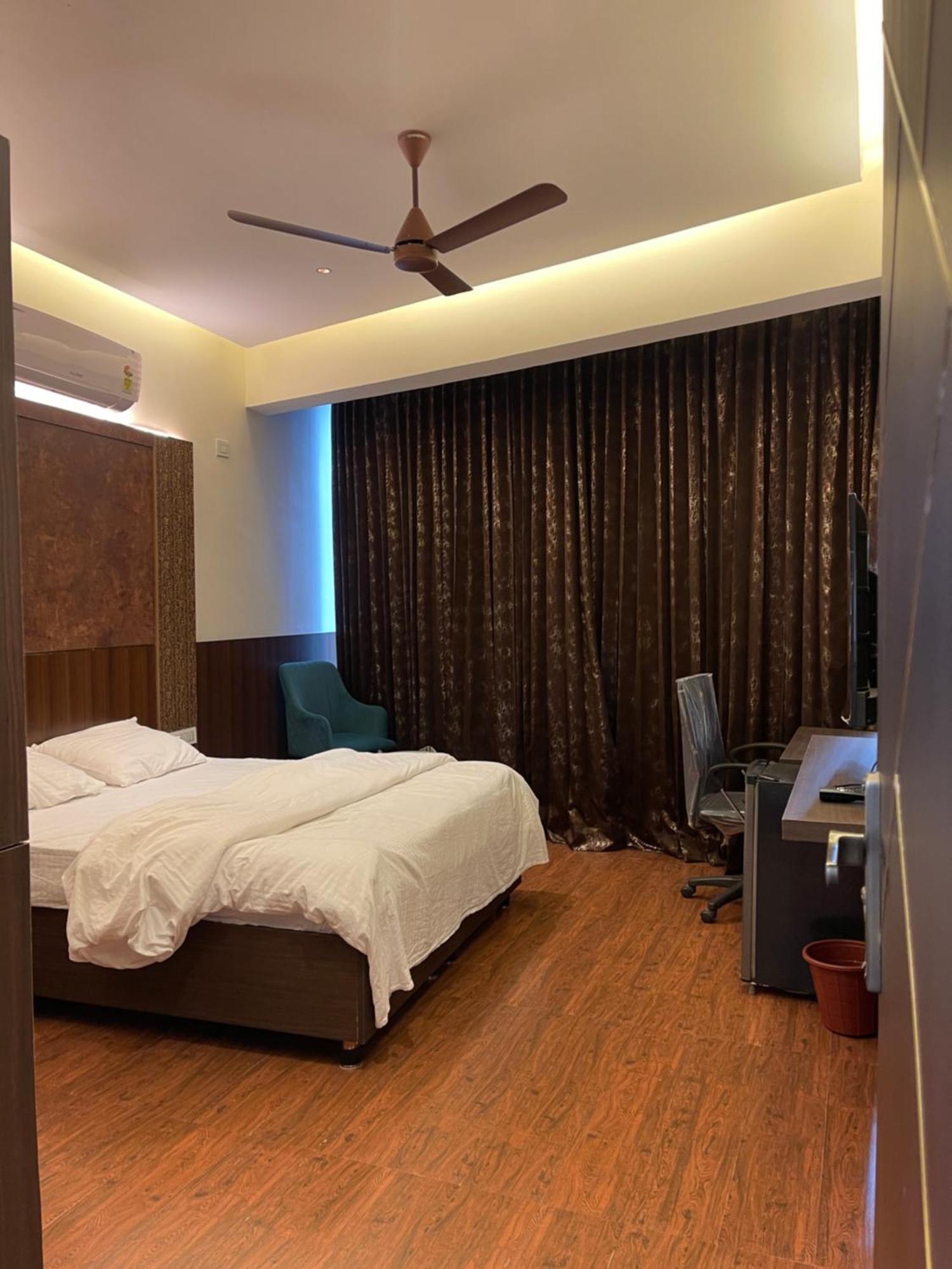 The Taaj Inn Bangalore Extérieur photo